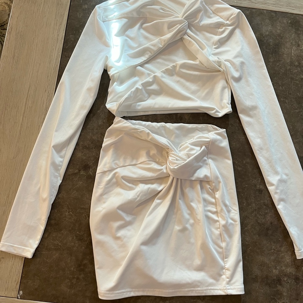 SHEIN White Long Sleeve Dress